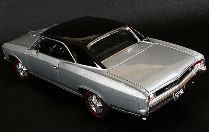 Ertl Authentic 1966 Chevrolet Chevelle SS396 Limited Edition 500 118 