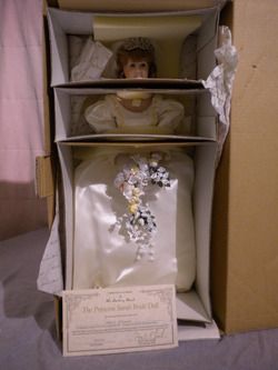 New in Box Princess Sarah Bride Doll Danbury Mint The Royal Wedding 